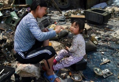 你淘汰的手機，在廣東貴嶼成了電子垃圾墳場