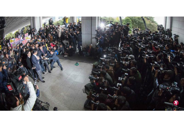 韓國緊急扣留朴槿惠閨蜜徹查是否干政