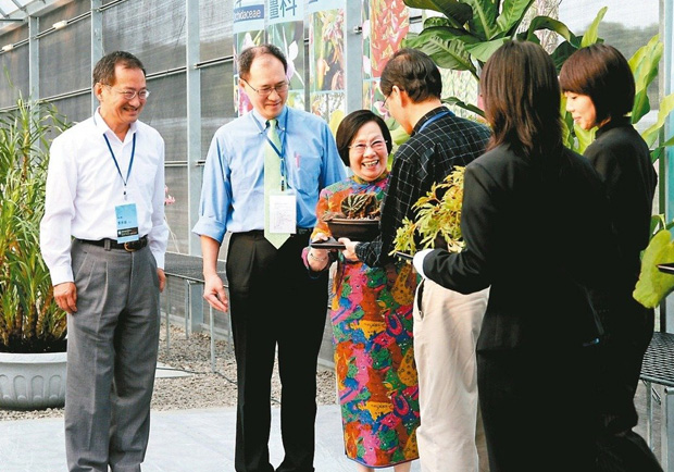 人雖去而功不朽 辜成允播種希望 播種大未來