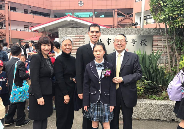 施振榮：台灣的大學畢業典禮 不夠尊重別人