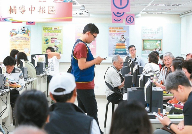報稅首日就出包 財部保證：不會再當機了…