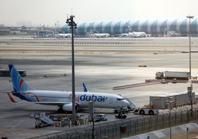 飛英美「比手機大」禁登機 哪些航空、電子商品受影響？