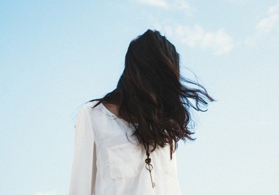一隻嫉妒的雞