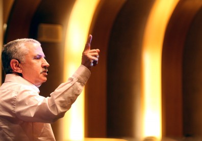 世界變動太快 湯馬斯．佛里曼教你暫停、反思