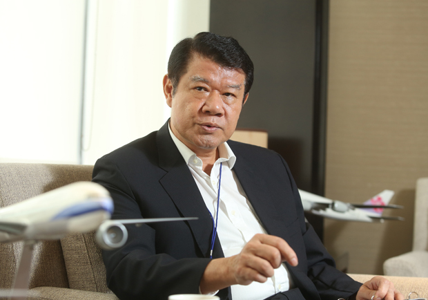 華航停飛紐約 面子裡子 何煖軒做出抉擇