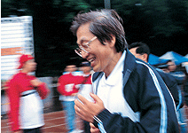 施崇棠：內功不扎實，喊再多也沒用