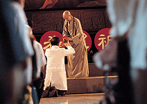 心如琉璃，大愛運轉