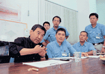 尹衍樑 最愛星期四……