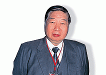 陳飛龍：公開、學習、追求徹底