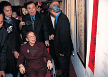 練字也練身吳舜文　激情風於後