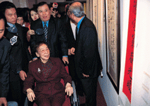 練字也練身吳舜文　激情風於後