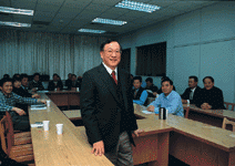 領導者的恩師　司徒達賢誨人不倦半甲子