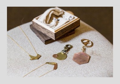 手工飾品 INTZUITION 以覺學：「純粹，才能顯出生活的韻味。」