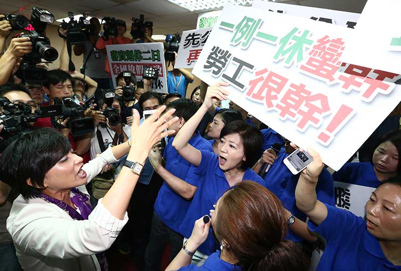 一例一休闖關後 勞工能放幾天假_img_1