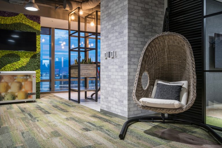 沒有固定座位、累了還能玩Xbox！這公司根本是全台最幸福企業_img_10