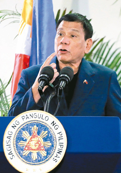 菲律賓總統揚言與美國分道揚鑣