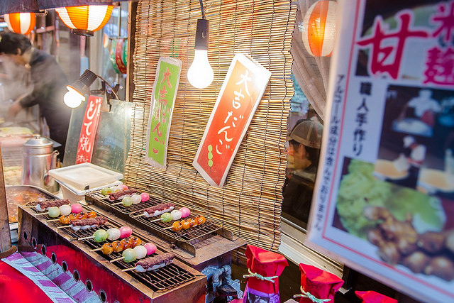 感受楓紅層層的絕美景致!到大阪「箕面瀑布」賞楓趣_img_24