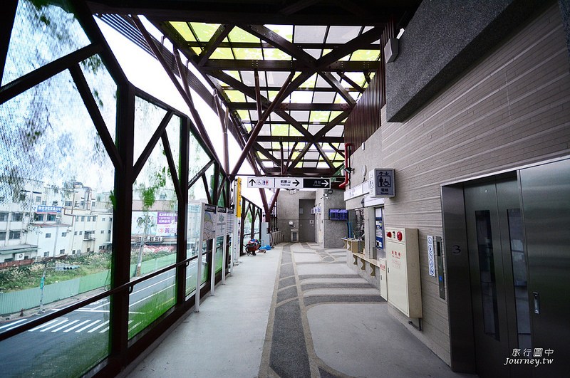 新北南樹林車站.樹屋般的外觀原來是火車的家!_img_11