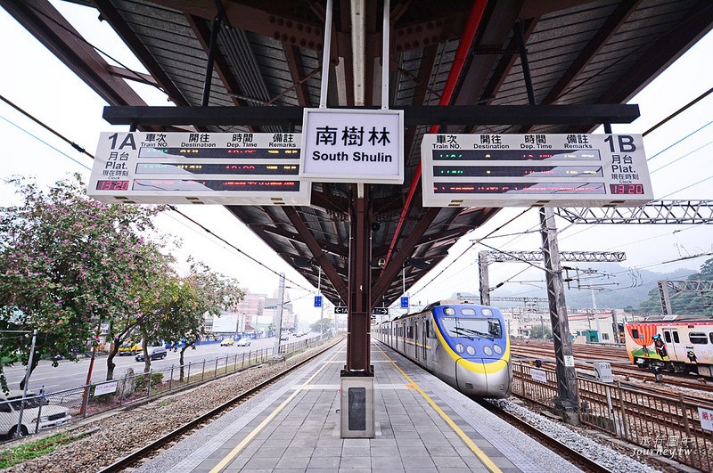 新北南樹林車站.樹屋般的外觀原來是火車的家!_img_15