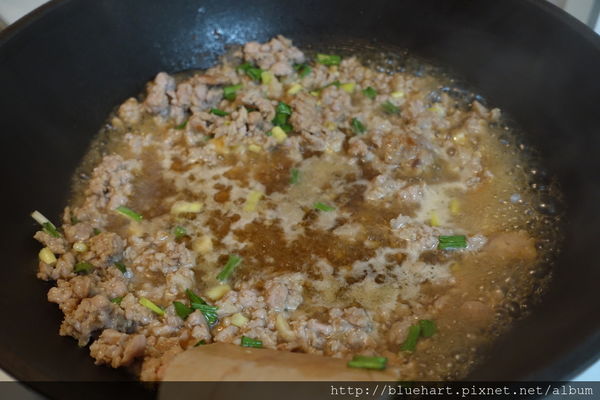 秋冬讓你暖胃又暖心:竹筍雜燴粥+簡單肉燥作法_img_11