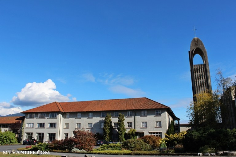 探訪空靈桃花源，遇見山坡上的超美修道院！_img_3
