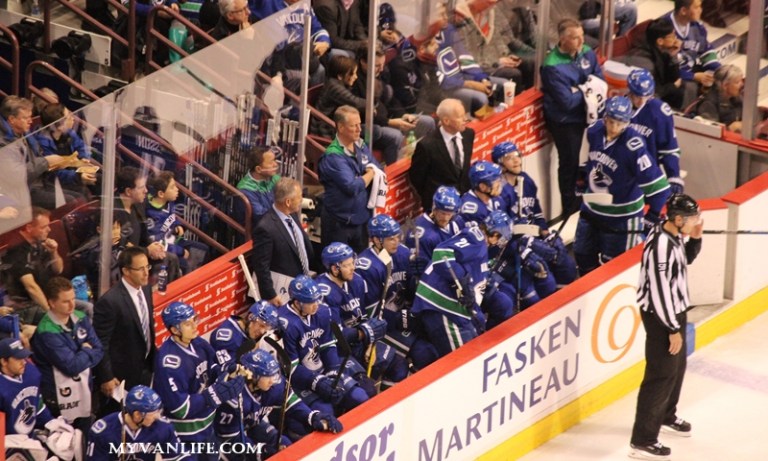 感受冰上的澎湃熱血!加拿大曲棍球賽事初體驗_img_3