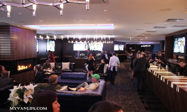 感受冰上的澎湃熱血!加拿大曲棍球賽事初體驗_img_6