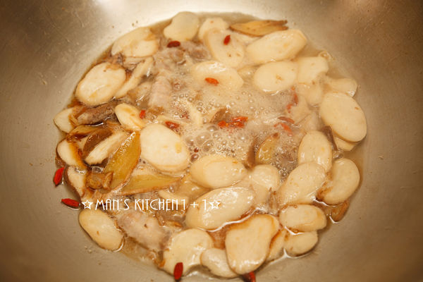 冷天中的暖心料理：麻油杏鮑菇_img_5