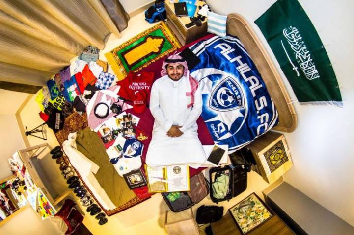 以監視器視角滿足偷窺之癮！借攝影師之眼俯視各國人的房間_img_5