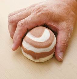 國寶級大師教你做:好吃好玩又好看的雙色饅頭_img_12