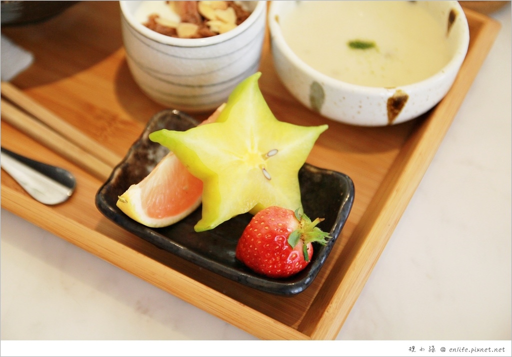 熨斗木花咖啡 咖哩 老宅中老物件與植物圍繞的愜意迷人_img_34