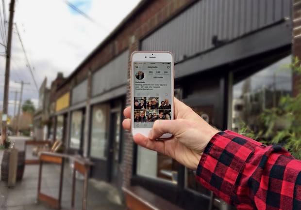 拒絕當低頭族！他展開每天認識新朋友的幸福旅程_img_1