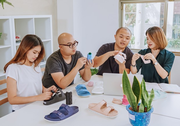 堅持要對地球盡一份心！他們把報廢鞋子變盆栽_img_3