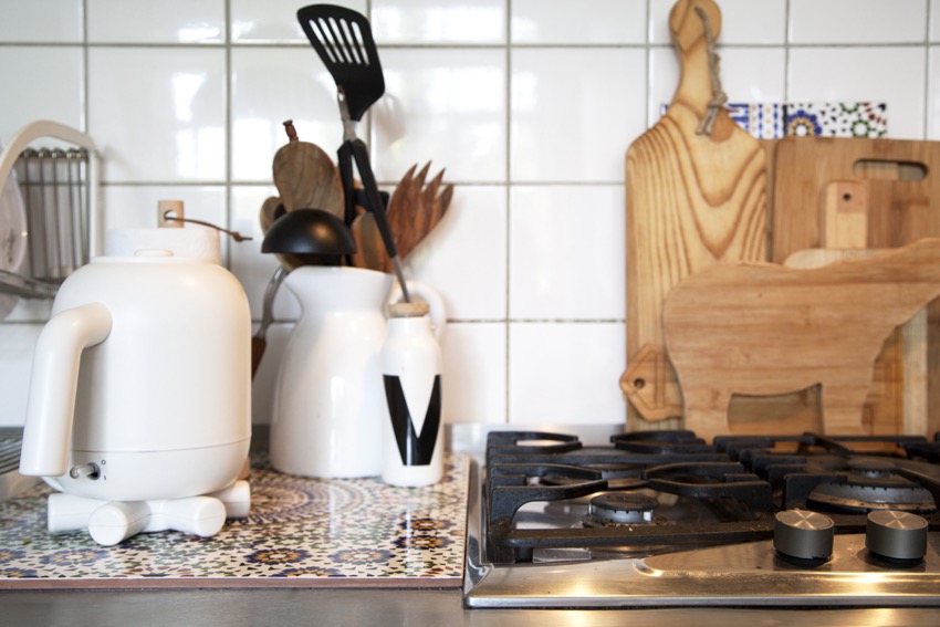 北歐風的溫馨小屋：幼教老師 Bo 與吉他手男友 Ben 的家_img_12