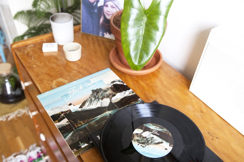 北歐風的溫馨小屋：幼教老師 Bo 與吉他手男友 Ben 的家_img_21