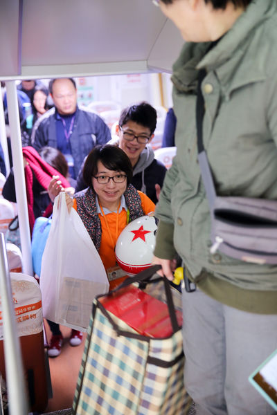 跨海送年菜,傳愛小琉球_img_1