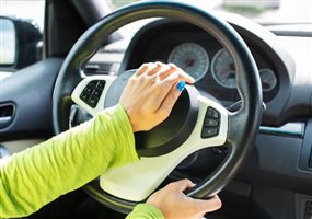 低頭族還不是最討厭？讓行人超抓狂的十大事項_img_3