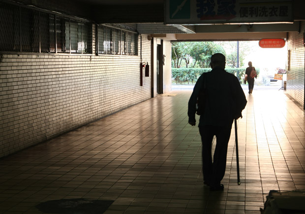 台灣邁入高齡化社會,「長照」已迫在眉睫_img_1