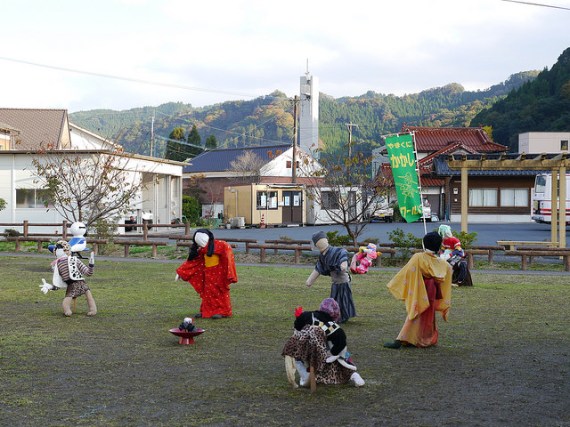日本國天然紀念物：猿飛甌穴群．稻草人祭典_img_3