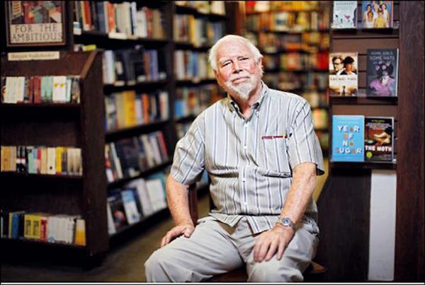 愛雖逝，書香長流。我在全加拿大最美的孟若書店_img_10