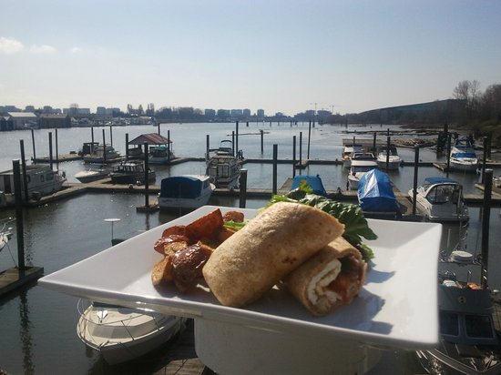 城市周遊專車跳上又跳下 列治文看透透_img_7