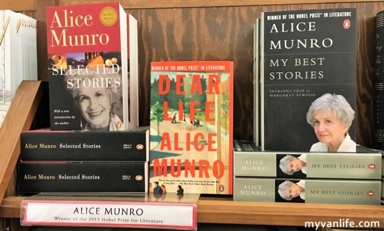 愛雖逝，書香長流。我在全加拿大最美的孟若書店_img_11