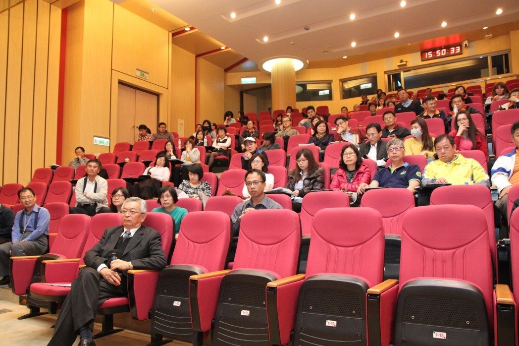 勞工特休想積假 立委：應放寬並可選擇_img_2