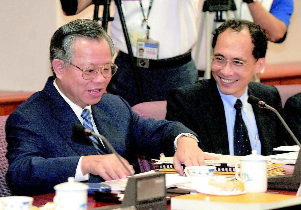 炒匯大鱷也怕他 20年功力 看「彭教授」的進化史_img_2