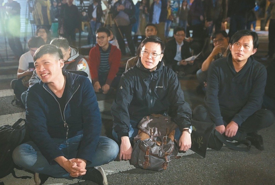 318太陽花學運 黃國昌等22人全部無罪_img_1