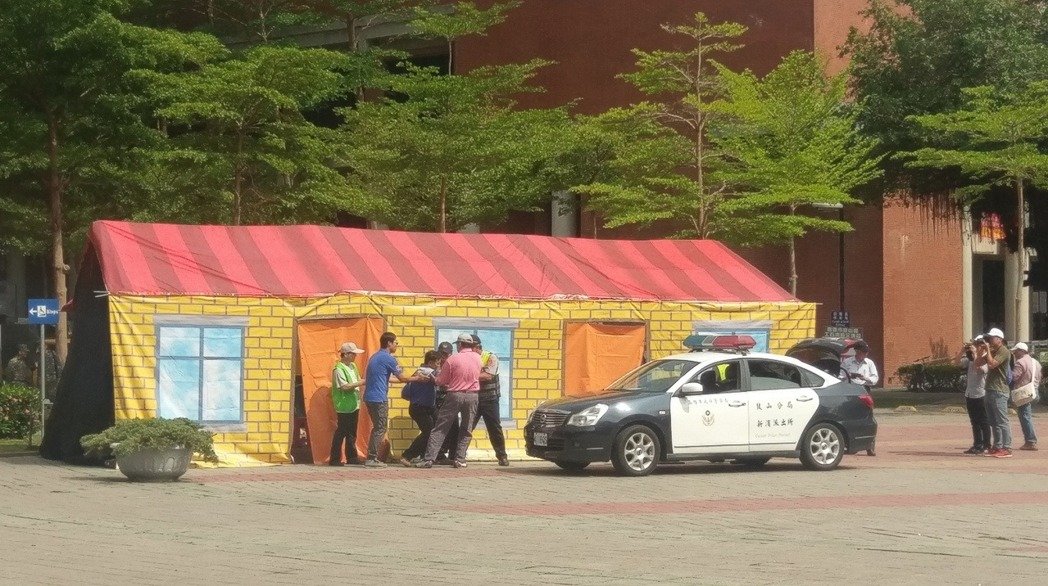 高雄柴山慢慢滑進台灣海峽 中山大學也在警戒區_img_1