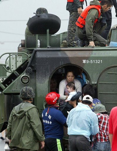 救災出人出力 一紙公文讓國軍自己埋單17億_img_1