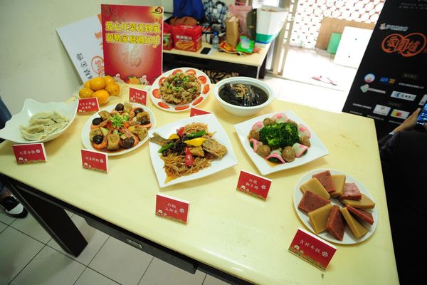 將年節祝福送進弱勢家庭_img_2