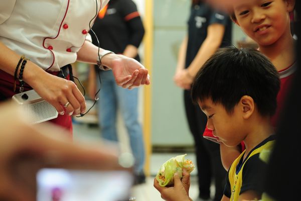 將年節祝福送進弱勢家庭_img_4