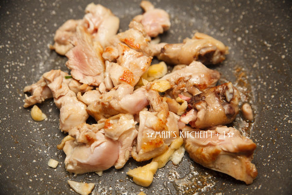 不用油也可以!椒鹽雞肉美味上桌_img_2